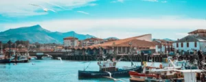 blog immobilier, habiter au Pays Basque, culture, identité, integration, banner