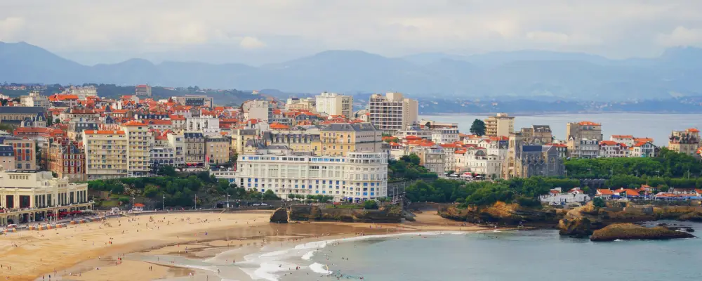 blog immobilier Pays Basque, panorama du marché immobilier biarrot en 2025, banner