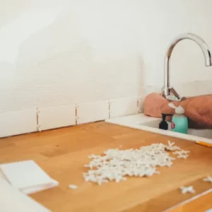 blog immobilier Pays Basque, les bons travaux de rénovation énergétique à faire avant une mise en vente, petits travaux