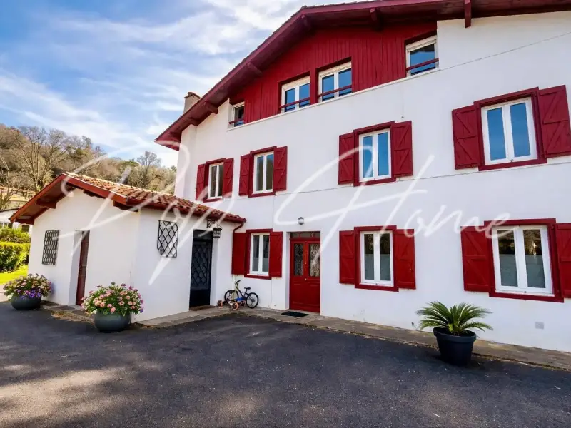 Appartement à vendre à Cambo-les-Bains, 3 pièces, 63 m2, façade mini