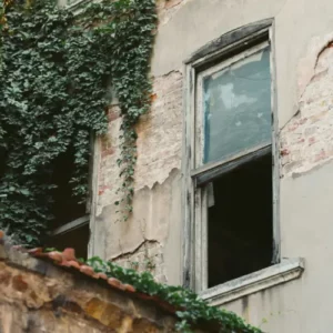 blog immobilier climatisation et immobilier au Pays Basque, quelle solution choisir pour améliorer son confort son DPE et la valeur de son bien, Pourquoi la climatisation est un critère important