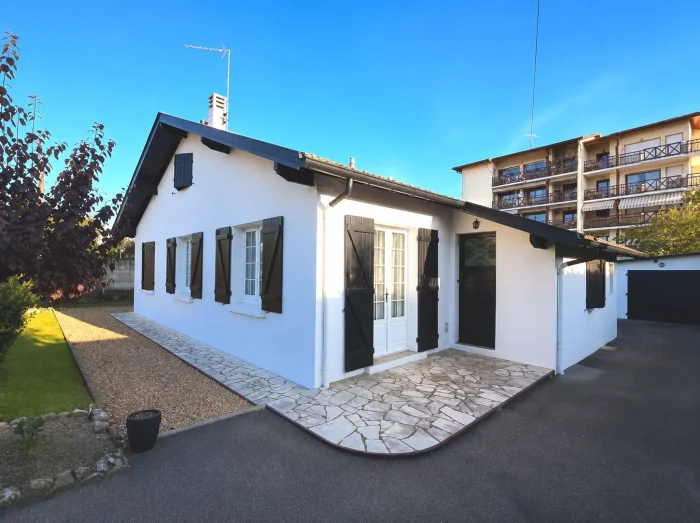 Maison à vendre à Anglet Hardoy 4 pièces 85 m2 façade 2