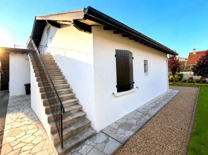 Maison à vendre à Anglet Hardoy 4 pièces 85 m2 façade 3