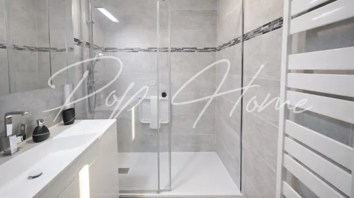 Appartement à vendre à Biarritz Beaurivage, 2 pièces, 55m2, salle d'eau