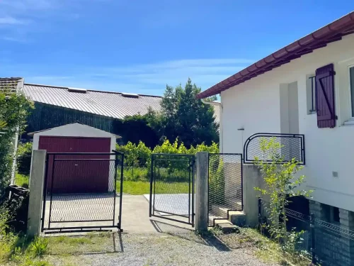 appartement à vendre à anglet, quartier Pignada, pays-basque, entrée extérieure